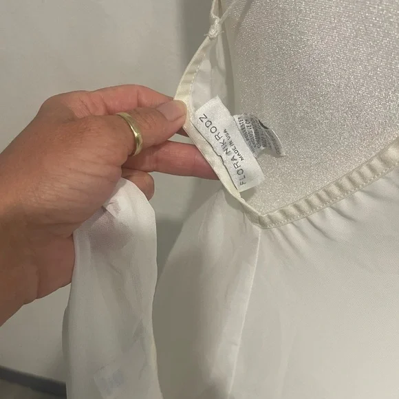 Flora Nikrooz White Sheer Lace Robe Set - Picture 7 of 11